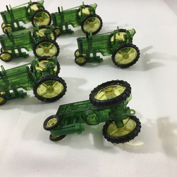 John Deere light covers 6 total fit over Christmas lights - Picture 2 of 4